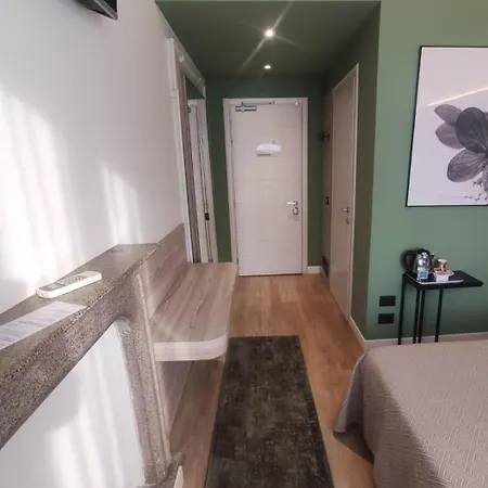 Hotell La Nuova Rotaia 3*