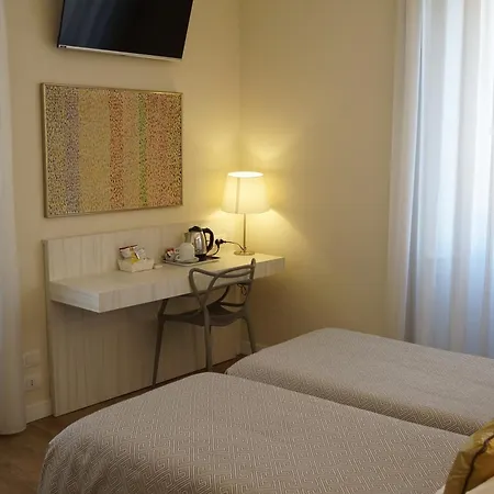La Nuova Rotaia Hotell