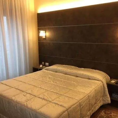 La Nuova Rotaia 3*