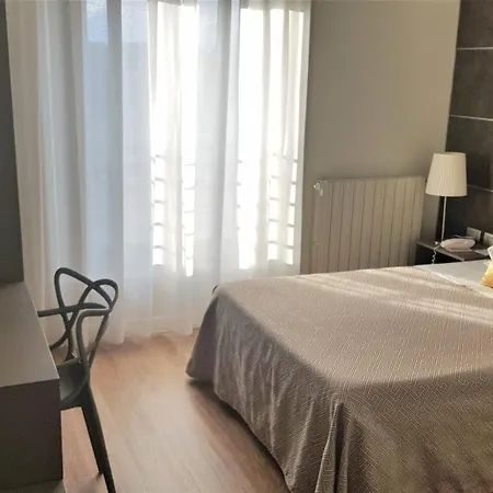 Hotell La Nuova Rotaia 3*